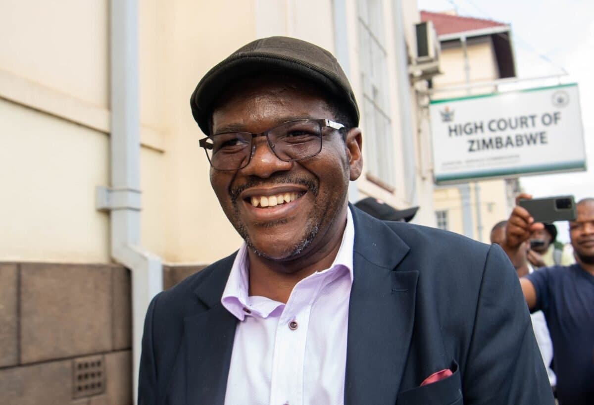 Sengezo Tshabangu