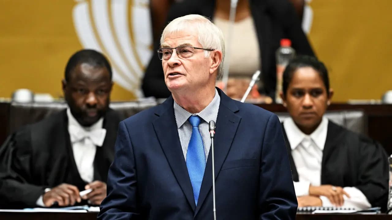 Correctional Services Minister Pieter Groenewald