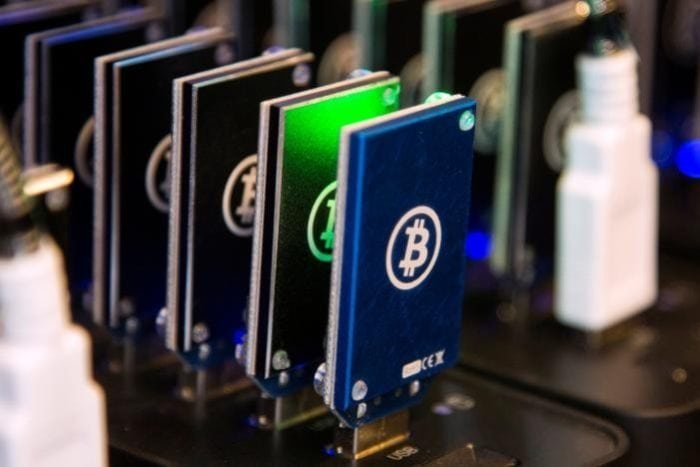 FILE PHOTO A chain of block erupters used for Bitcoin mining is pictured at the Plug and Play Tech Center in Sunnyvale California October 28 2013 REUTERSStephen LamFile Photo | Report Focus News