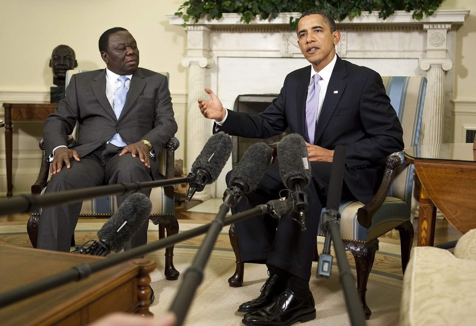 Tsvangirai meets then US president Barack Obama in the White House in June 2009 | Report Focus News