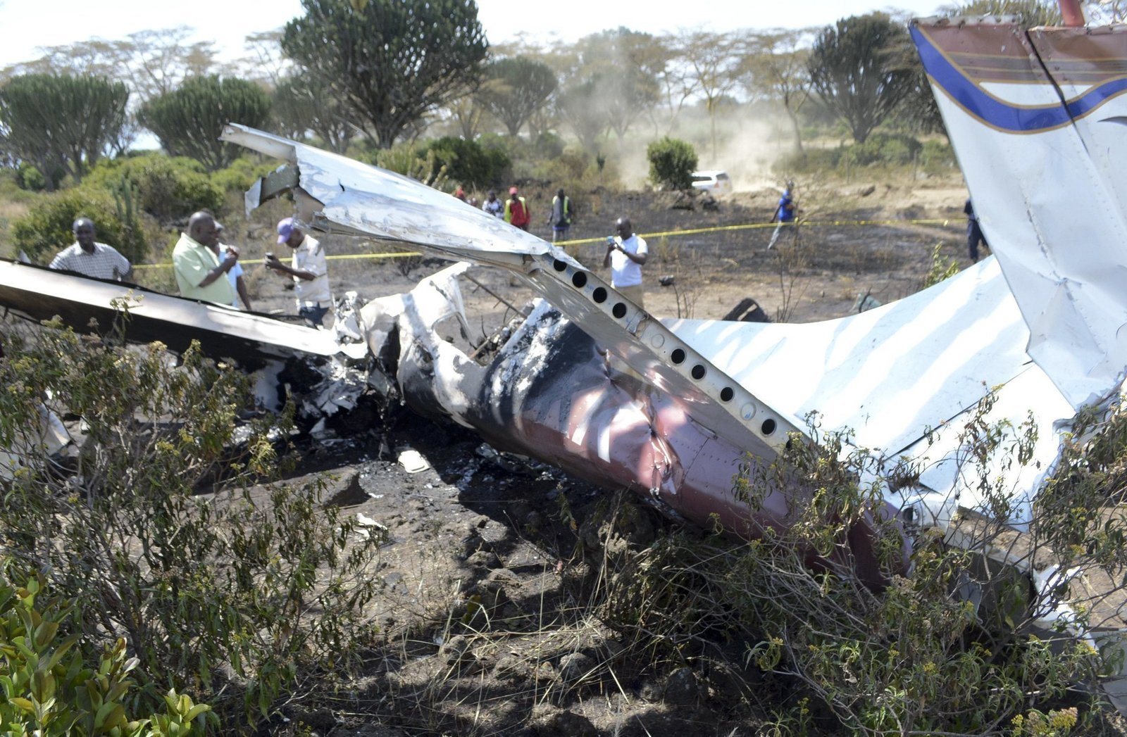Plane crash in Kenya kills five people