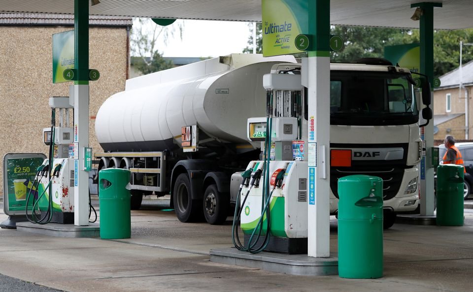 Military to deliver petrol to UK garages from Monday