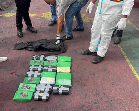 Cocaine valued at R15 million from seized at the Richards Bay Port of Entry Picture Supplied | Report Focus News