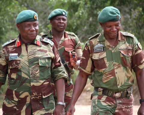 Colonel Admire Ephius Mahachi with Commando Regiment Commanding Officer Lt Col Donald Washington Chidawanyika in Kariba on Saturday