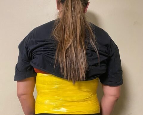 This woman from Brazil was found with cocaine wrapped around her upper body | Report Focus News